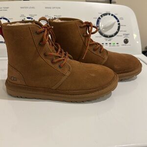 Ugg Women’s Neumel High Boots